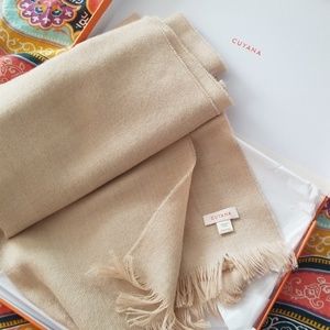 Cuyana scarf
